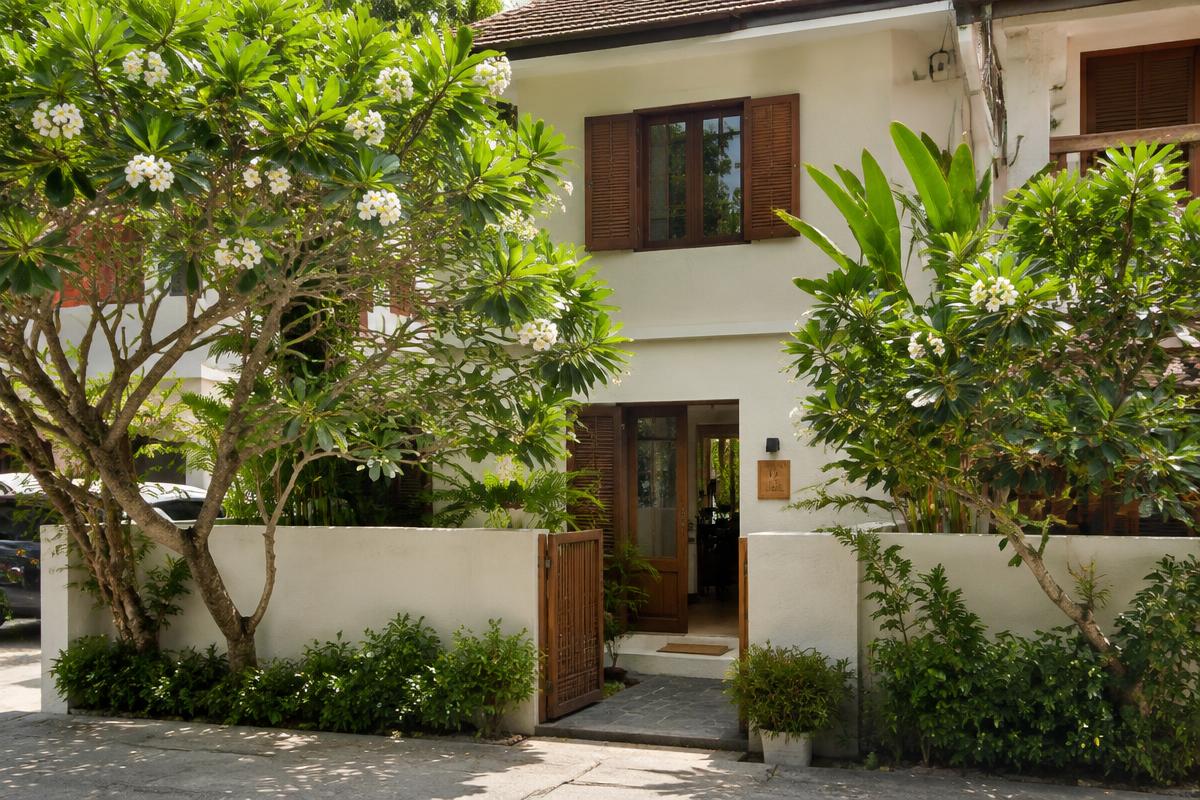 Garden Townhouse in Soi Ari